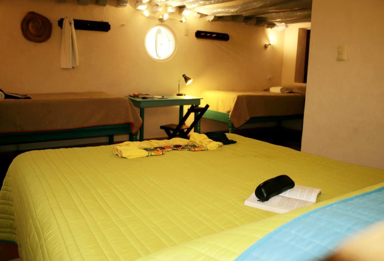 Hostel Candelaria Вальядолид Экстерьер фото