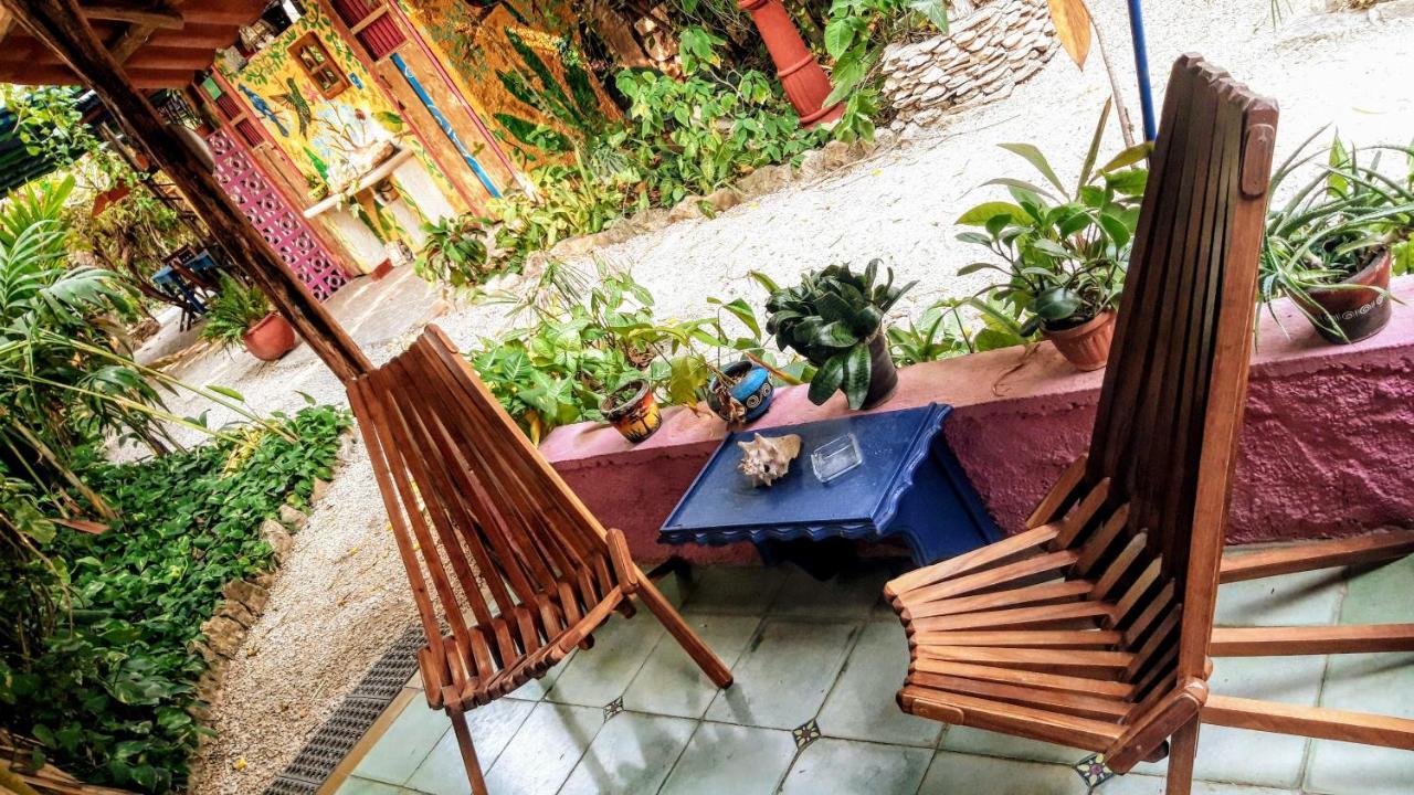Hostel Candelaria Вальядолид Экстерьер фото