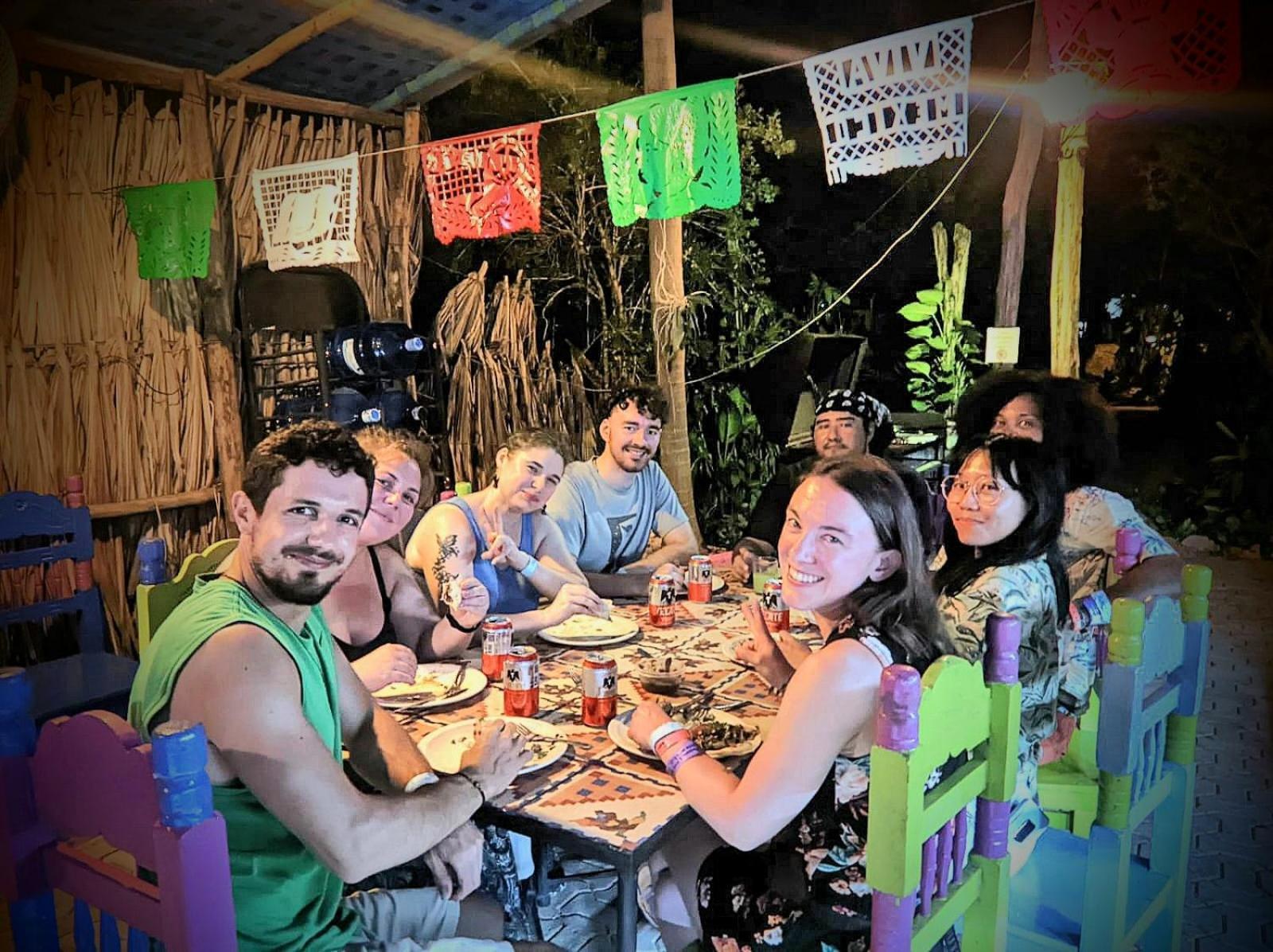 Hostel Candelaria Вальядолид Экстерьер фото